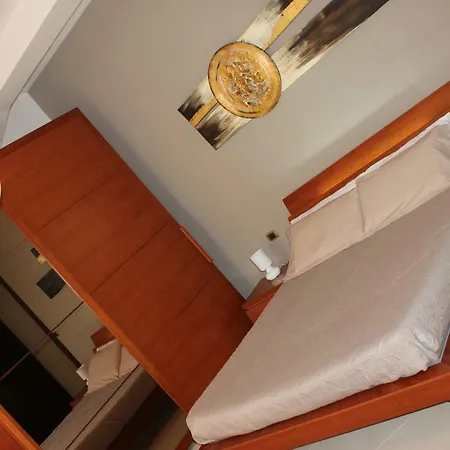 A Casa Di Marcy Bed & Breakfast *